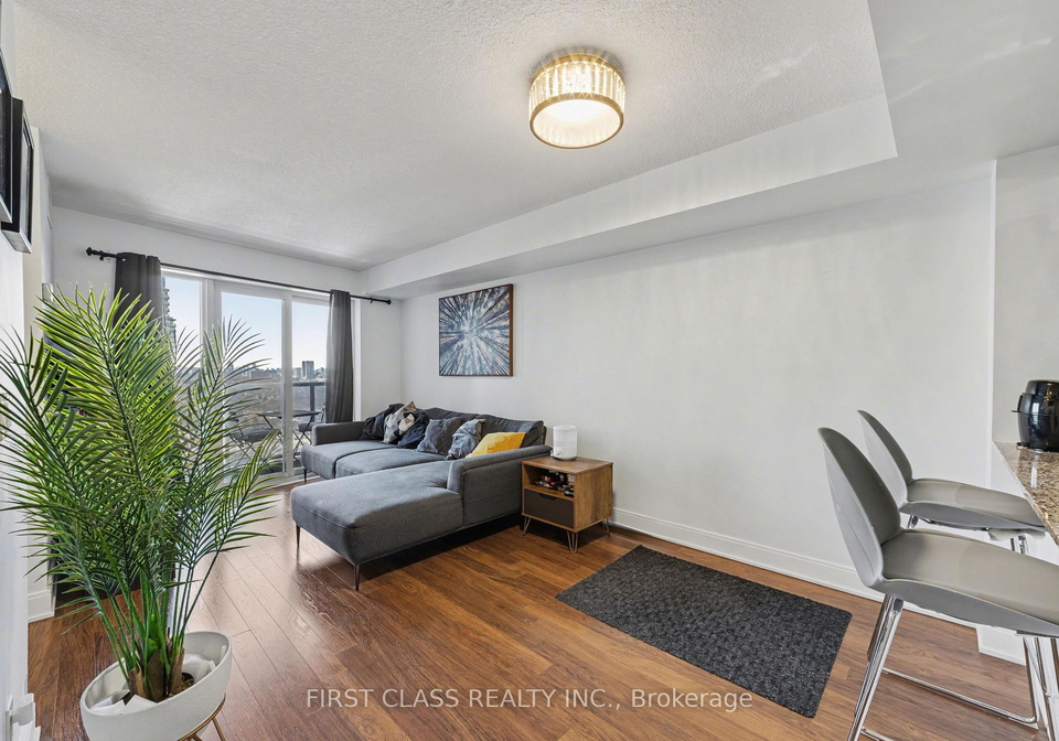 135-village-green-square-scarborough-ontario-e12855858