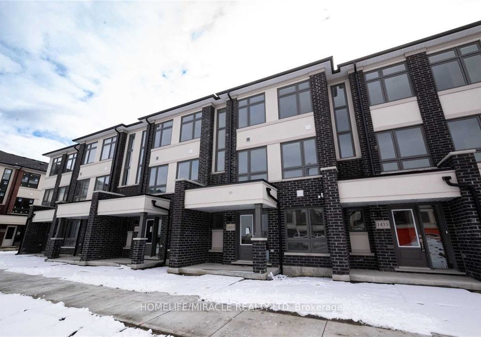 1431-bradenton-path-oshawa-ontario-e12856828