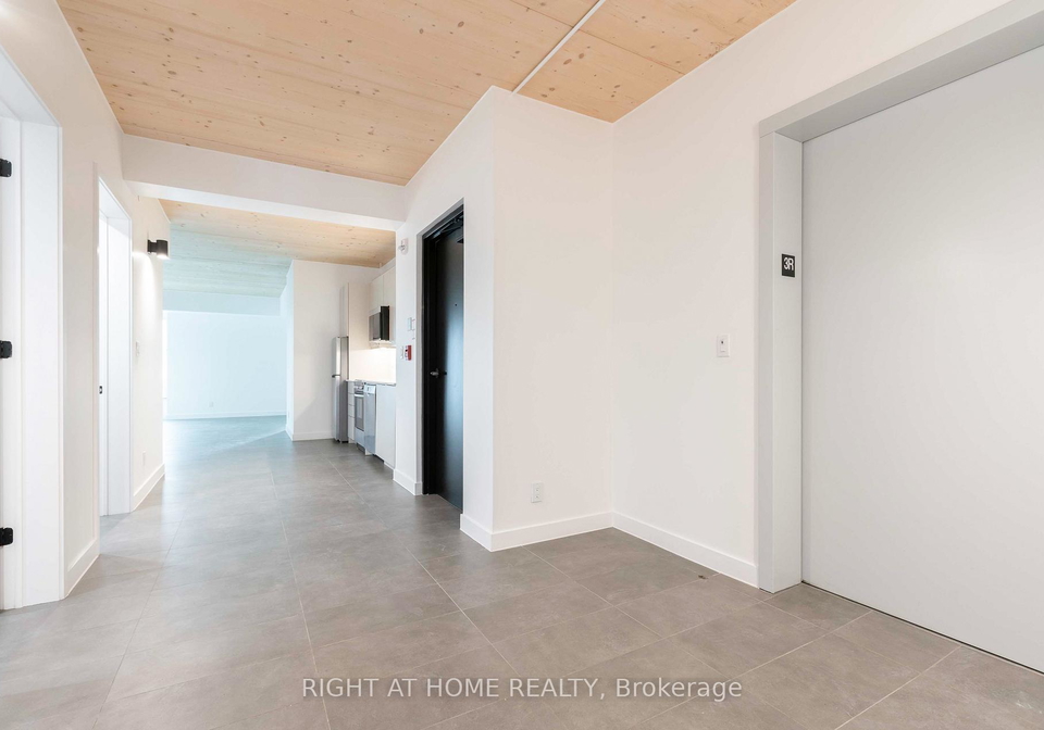 1598-queen-street-e-toronto-ontario-e12857106