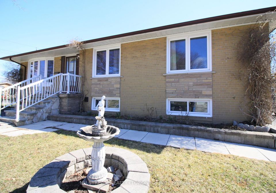 49-acre-heights-crescent-scarborough-ontario-e12857698
