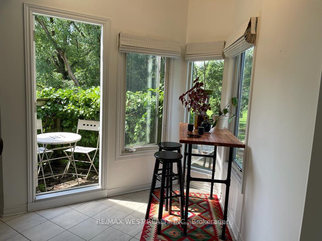 180-bain-avenue-toronto-ontario-e12857854