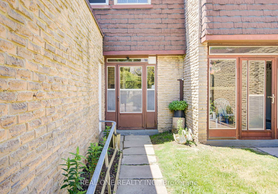 81-brookmill-boulevard-scarborough-ontario-e12858476