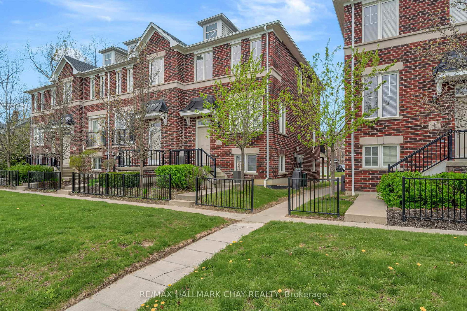 571-longworth-avenue-clarington-ontario-e12858908