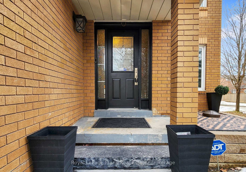 38-shipp-crescent-ajax-ontario-e12859518