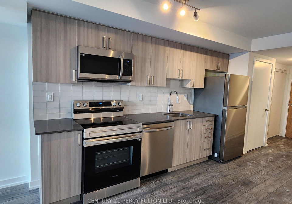 1435-celebration-drive-pickering-ontario-e12859650
