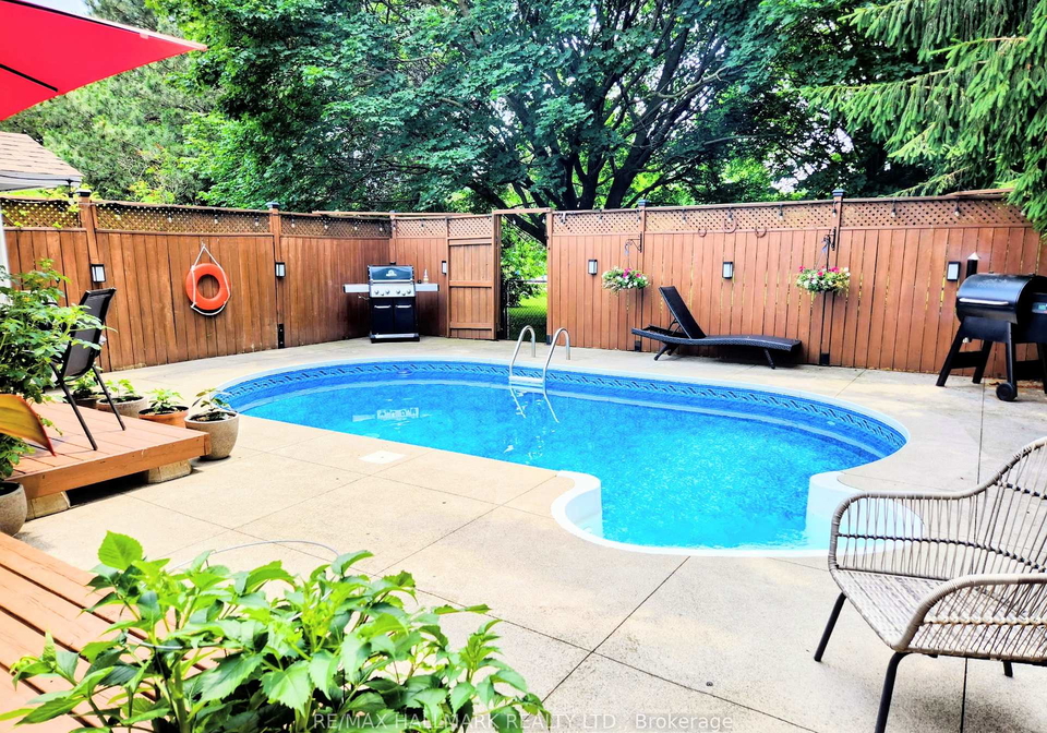 71-robinson-crescent-whitby-ontario-e12860012