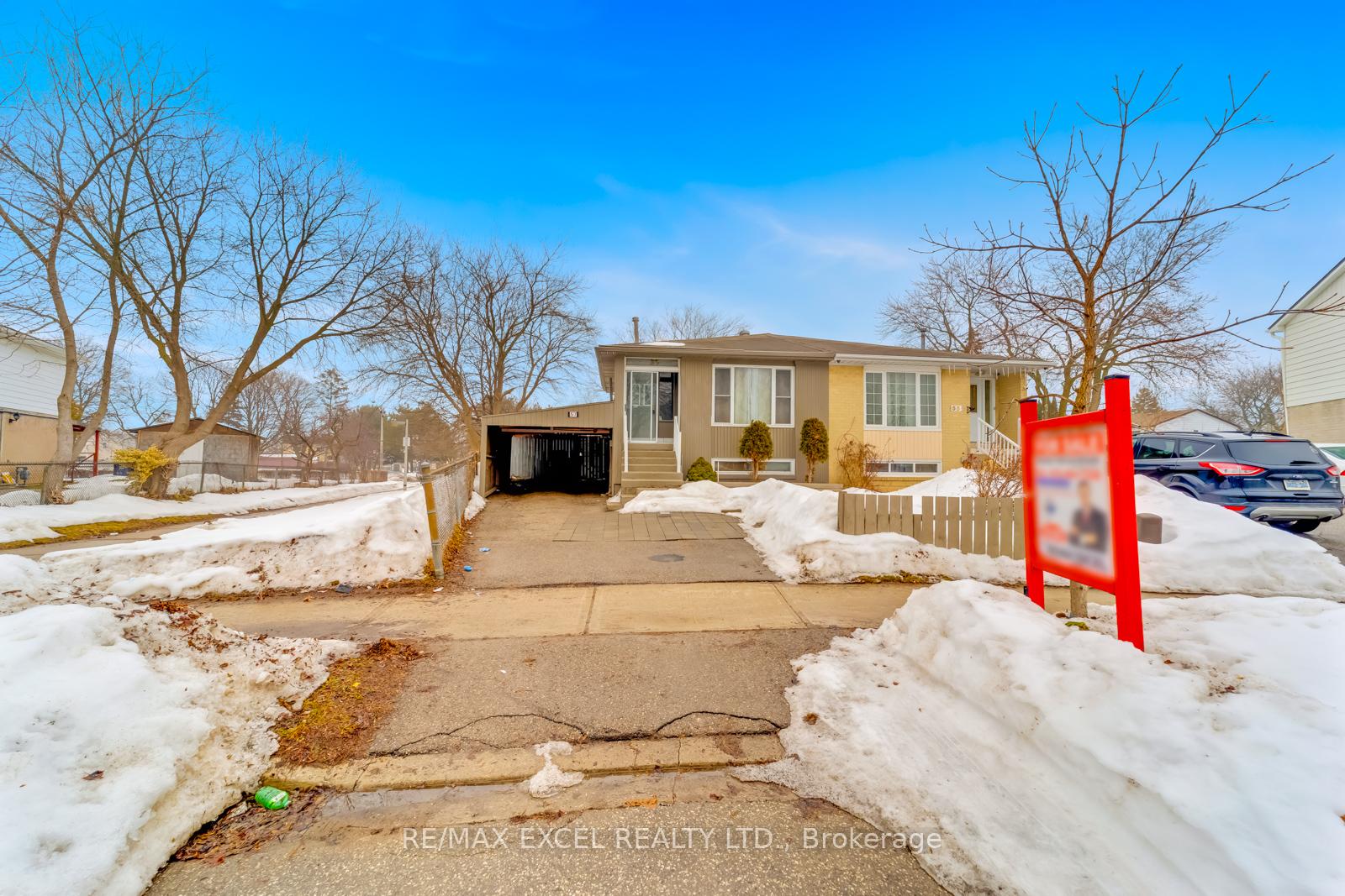 57-lowry-square-scarborough-ontario-e12860654
