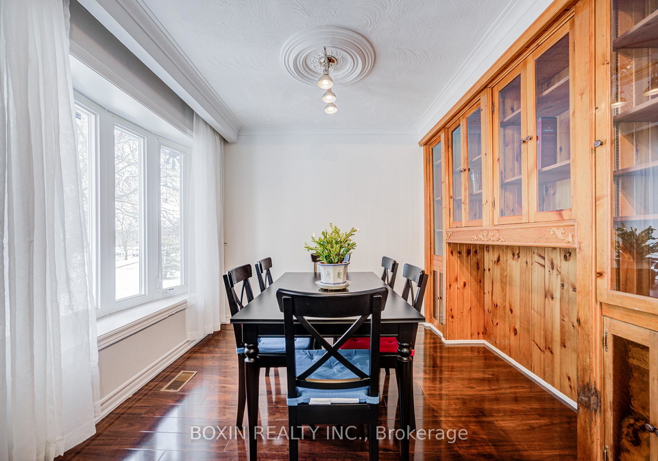 31-tremely-crescent-scarborough-ontario-e12860764