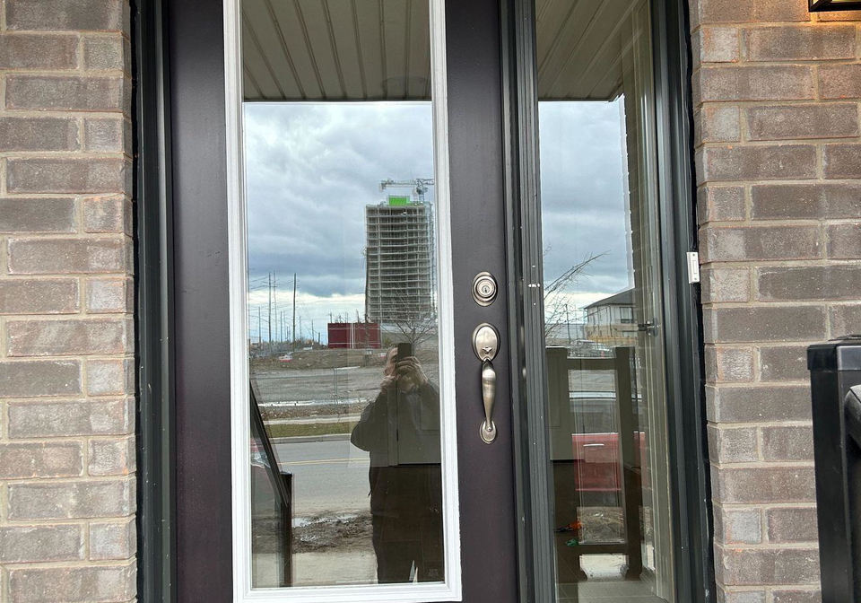 24-esquire-way-whitby-ontario-e12861056
