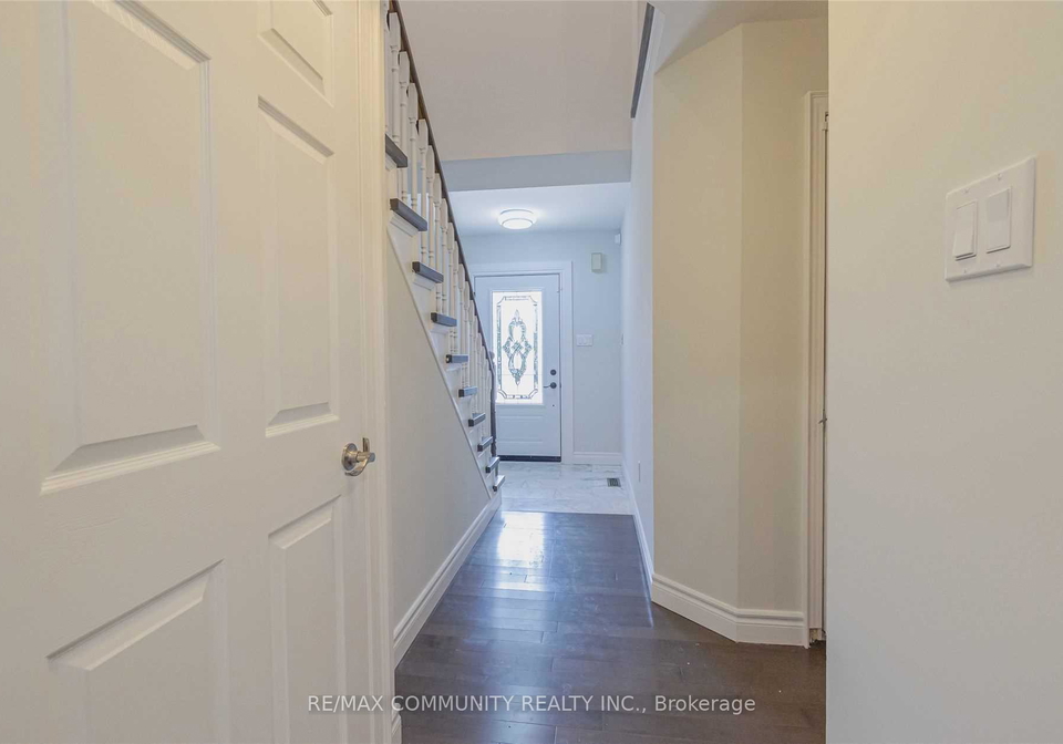 55-longueuil-place-whitby-ontario-e12864054