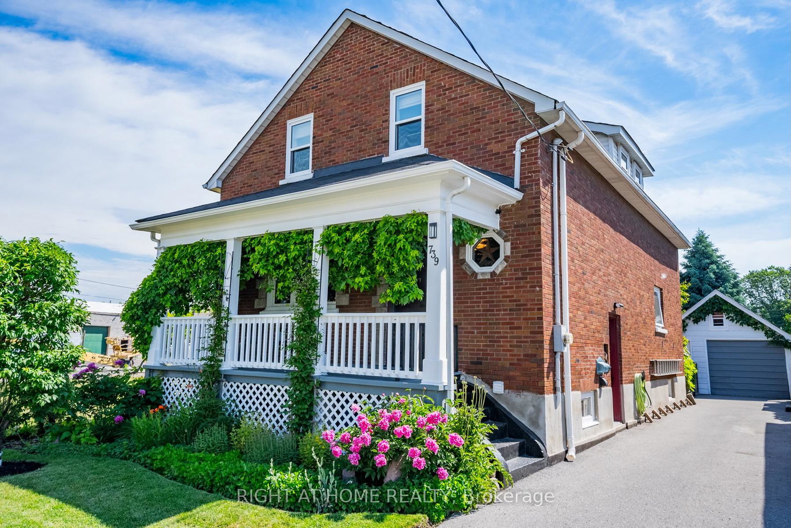 739-albert-street-oshawa-ontario-e12864062