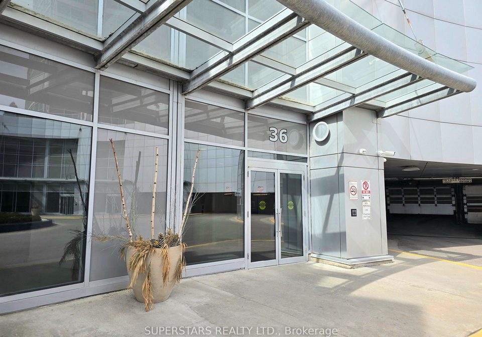 36-lee-centre-drive-scarborough-ontario-e12864702