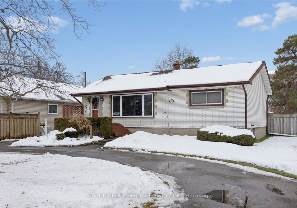 2592-trulls-road-clarington-ontario-e12865044