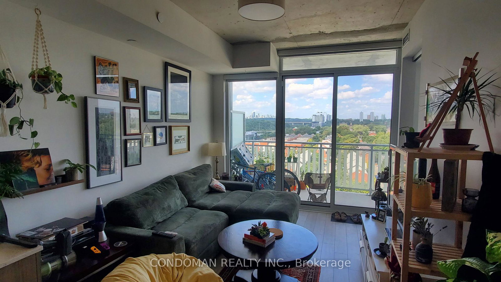 45-baseball-place-toronto-ontario-e12866186