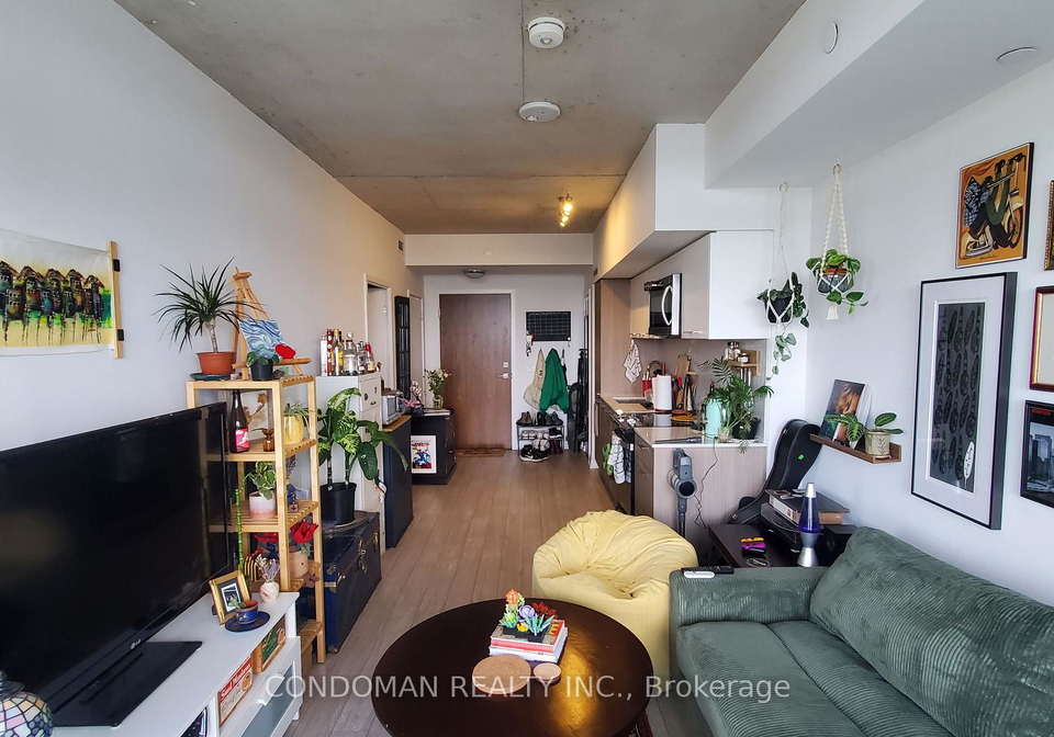 45-baseball-place-toronto-ontario-e12866186