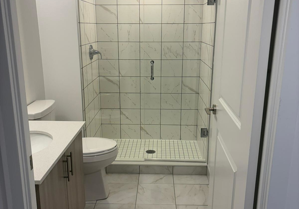 1010-sandy-beach-road-pickering-ontario-e12866836