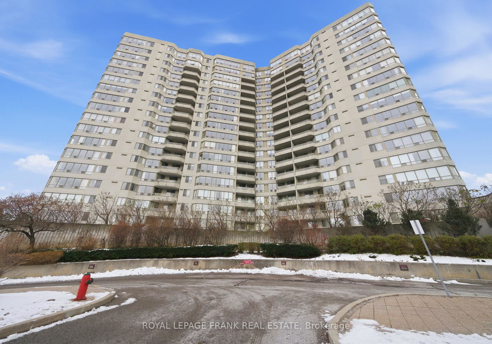 150-alton-towers-circle-scarborough-ontario-e12866854