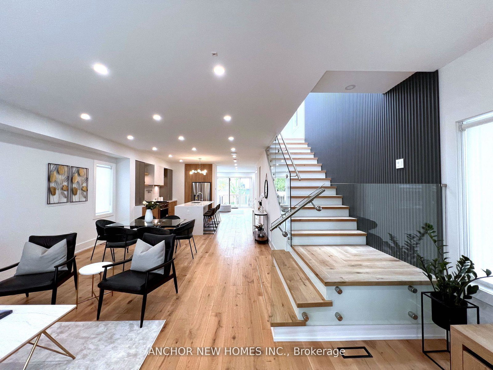 257-chisholm-avenue-east-york-ontario-e12867014