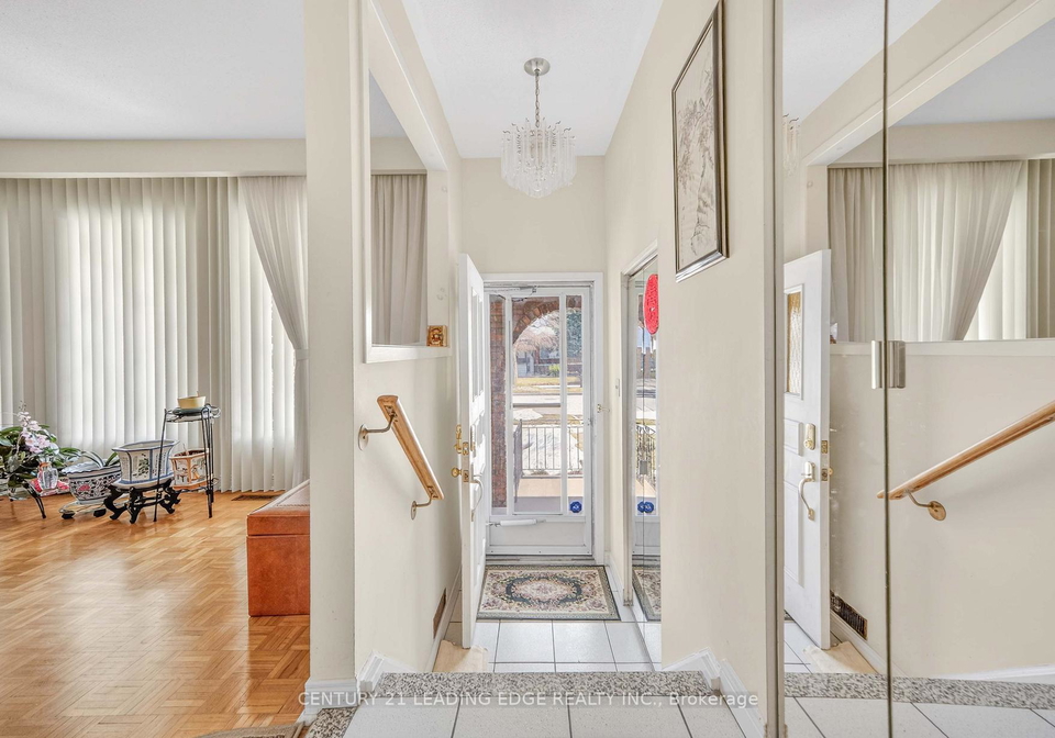 36-lawnmere-crescent-scarborough-ontario-e12867350