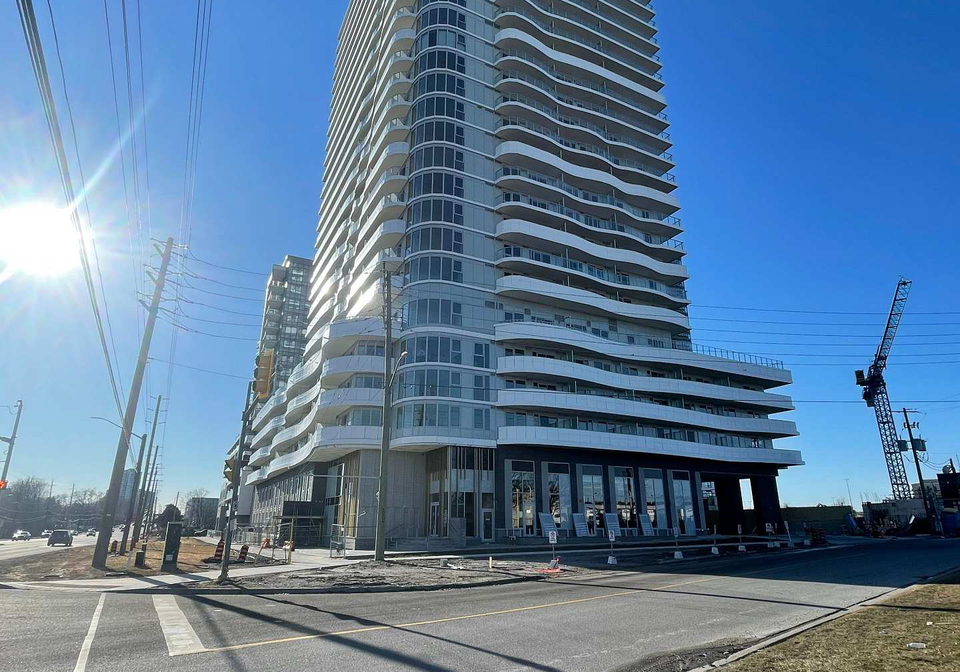 1010-sandy-beach-road-pickering-ontario-e12868080