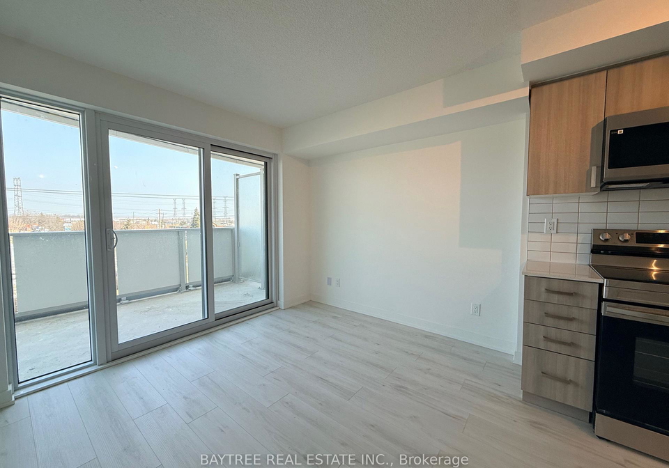1010-sandy-beach-road-pickering-ontario-e12868532
