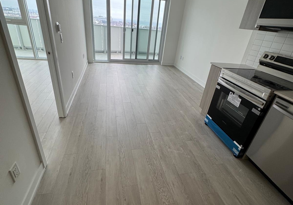 1010-sandy-beach-road-pickering-ontario-e12868924