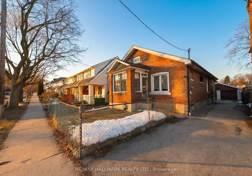 51-alton-avenue-toronto-ontario-e12870198