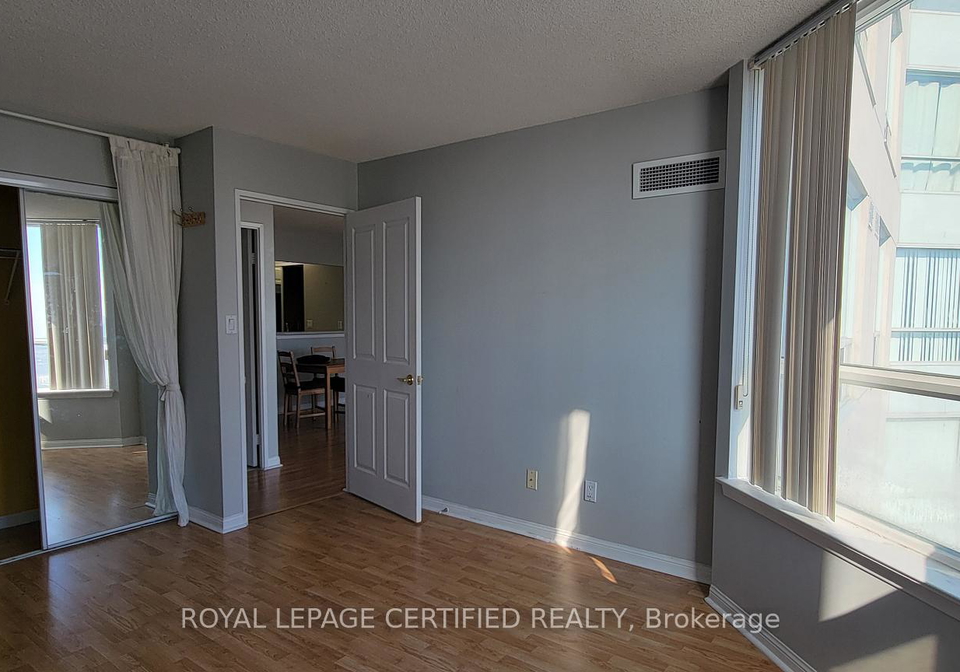 88-corporate-drive-scarborough-ontario-e12870886