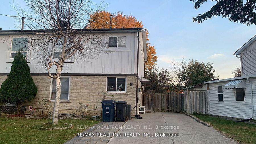 7-parsell-square-scarborough-ontario-e12870936