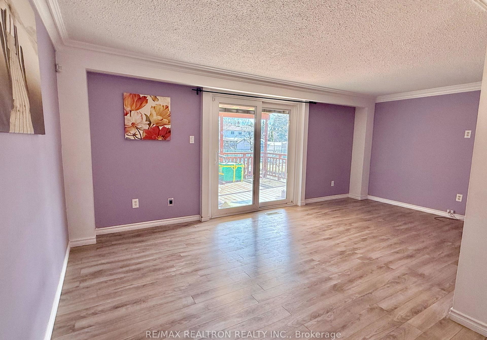 7-parsell-square-scarborough-ontario-e12870936