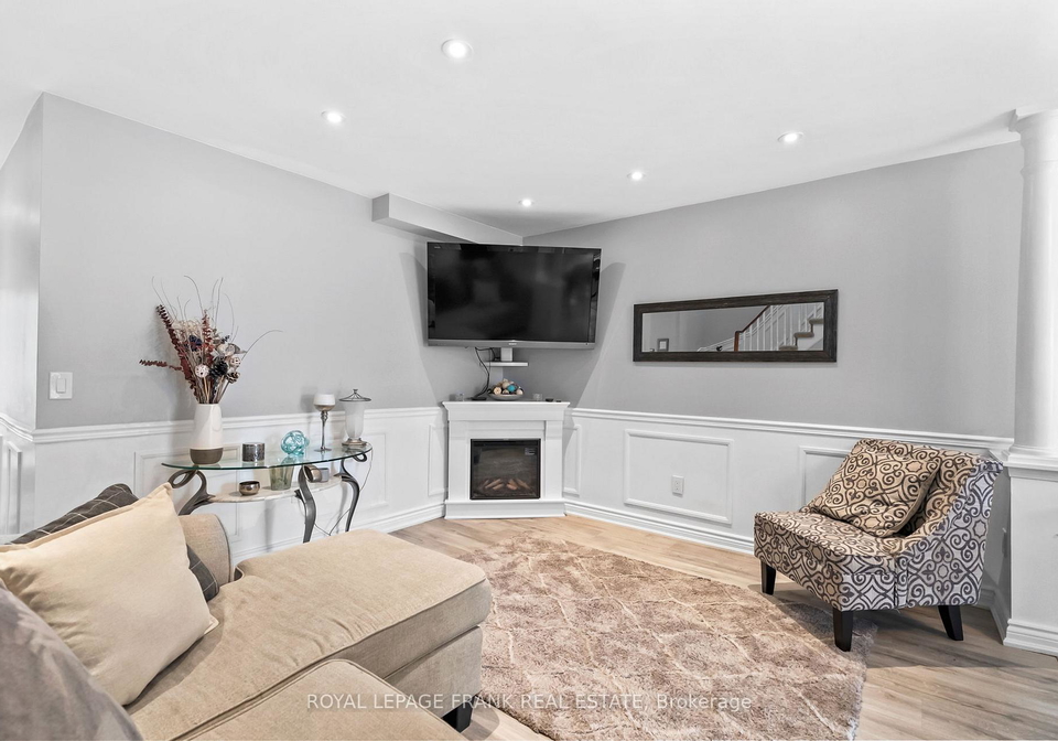 24-ingold-lane-ajax-ontario-e12870948