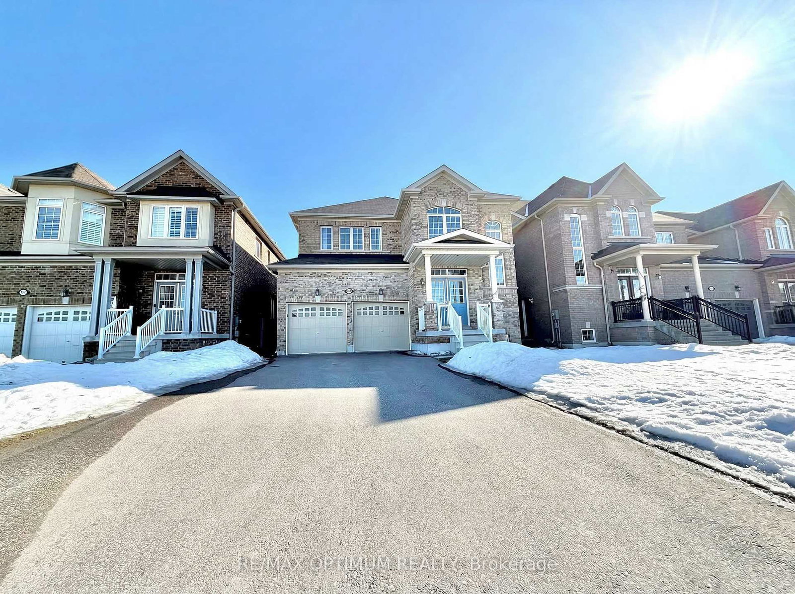 953-black-cherry-drive-ne-oshawa-ontario-e12871632