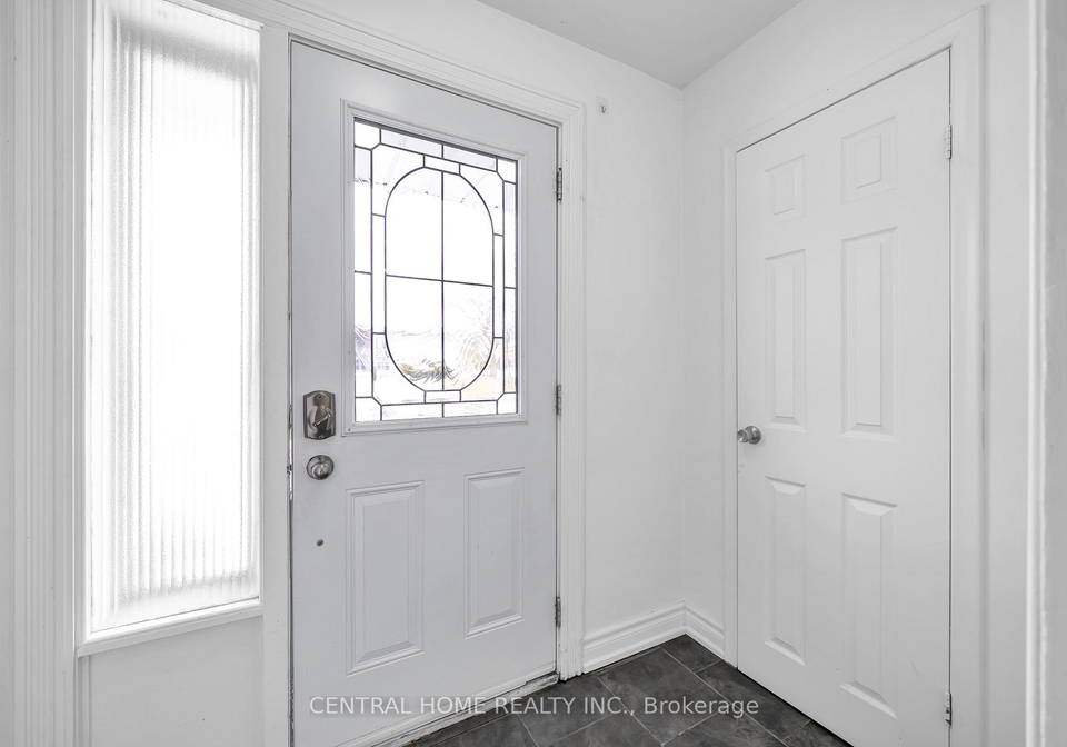1118-athol-street-whitby-ontario-e12871634