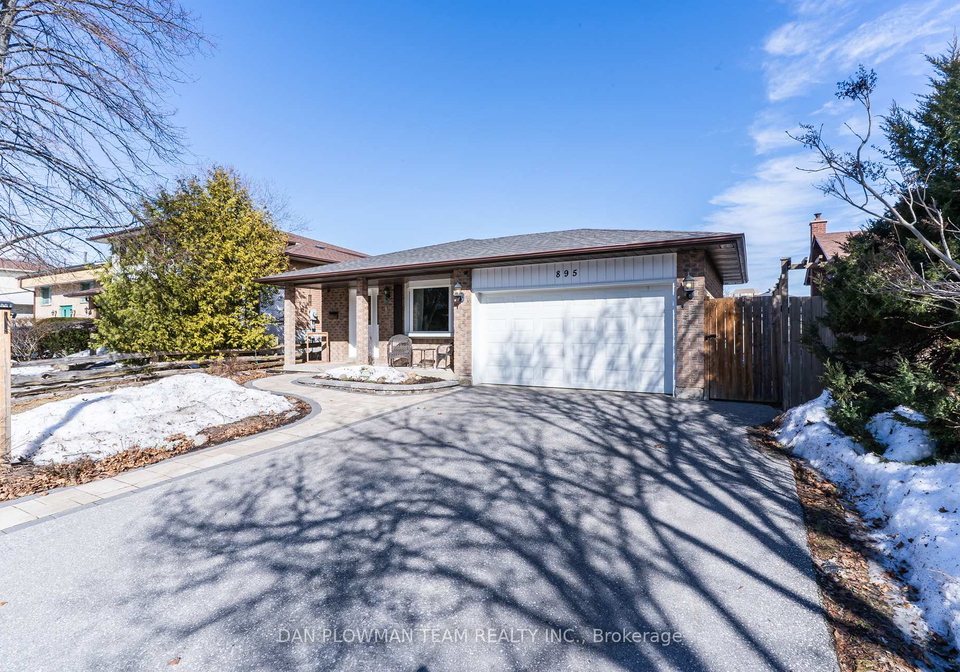 895-exeter-street-oshawa-ontario-e12871782