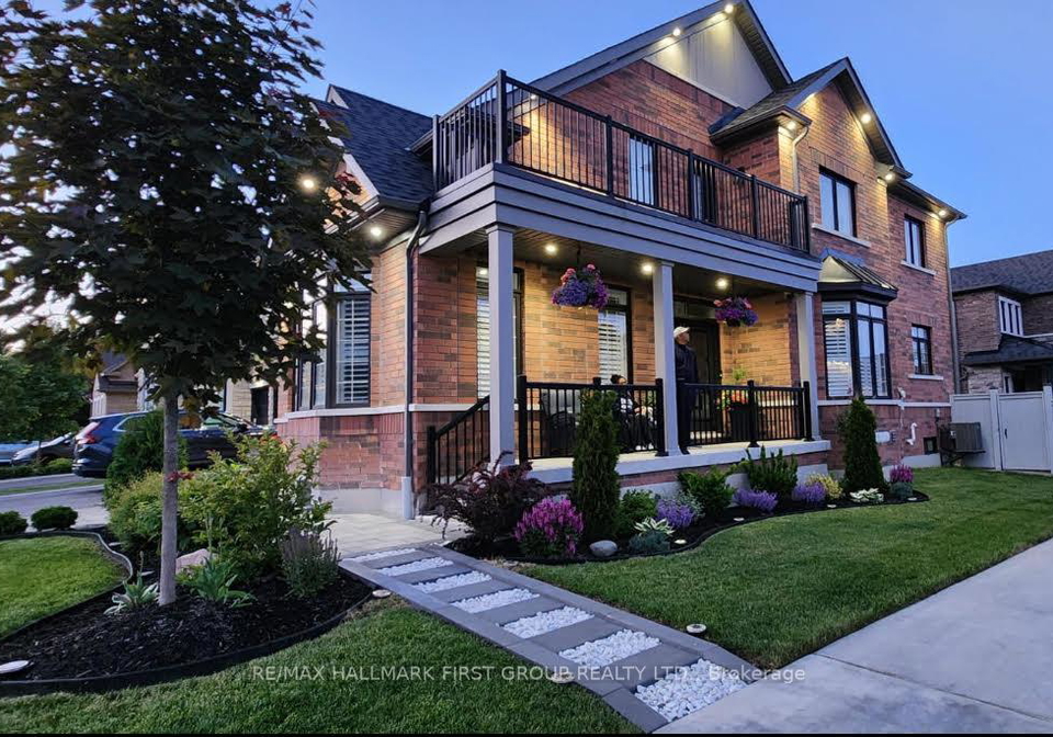64-alden-square-ajax-ontario-e12871790