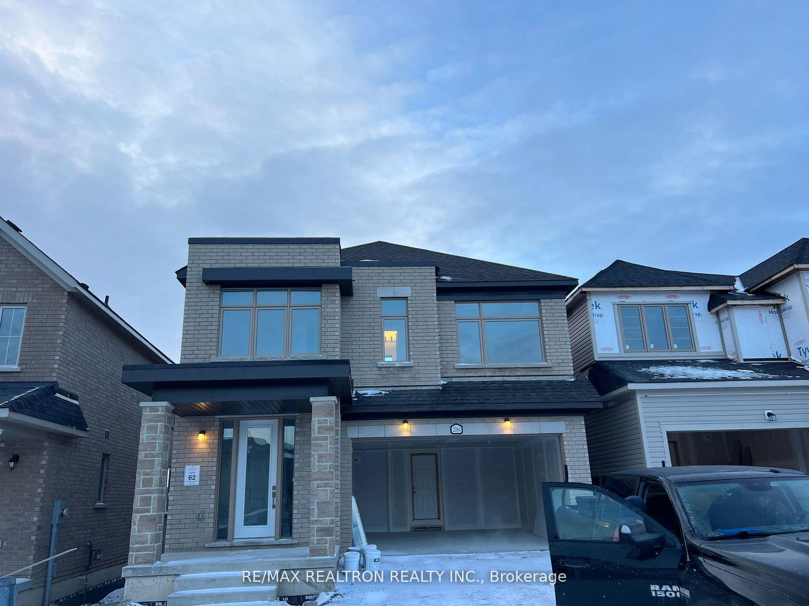 2064-verne-bowen-street-oshawa-ontario-e12872262