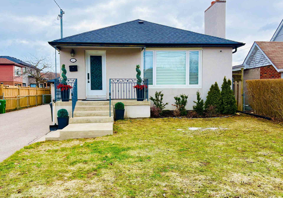93-surrey-avenue-scarborough-ontario-e12872546