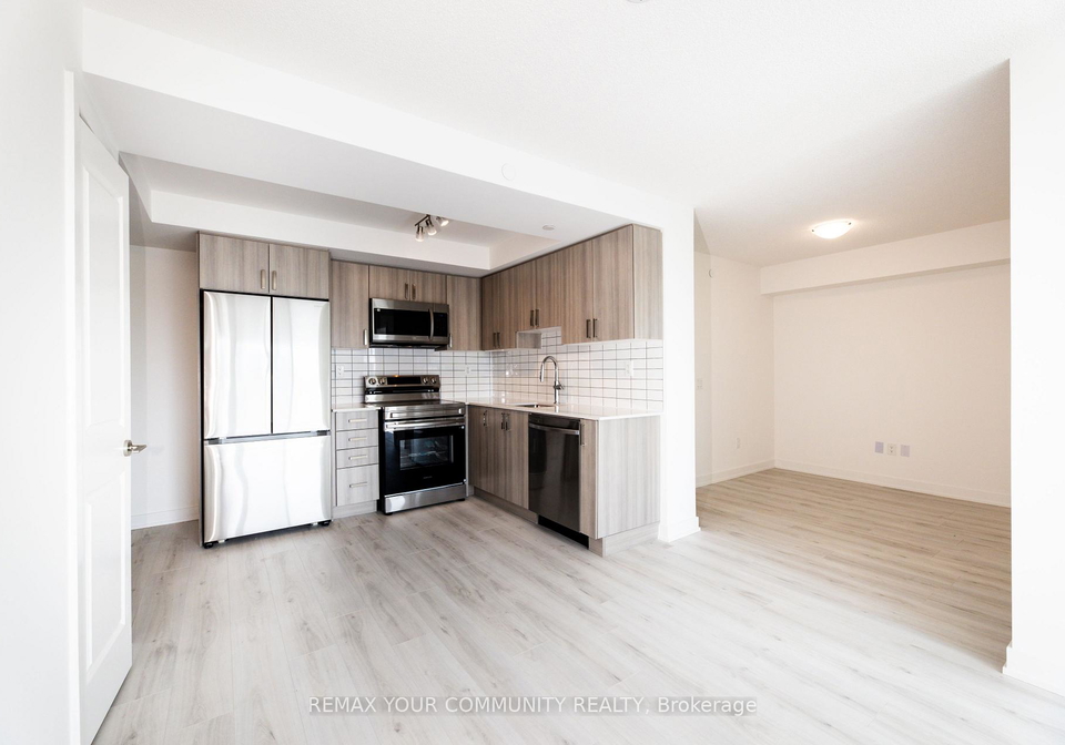 1010-sandy-beach-road-pickering-ontario-e12872788