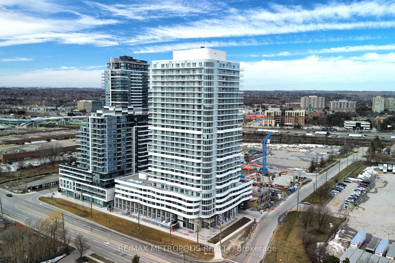 1010-sandy-beach-road-pickering-ontario-e12873410
