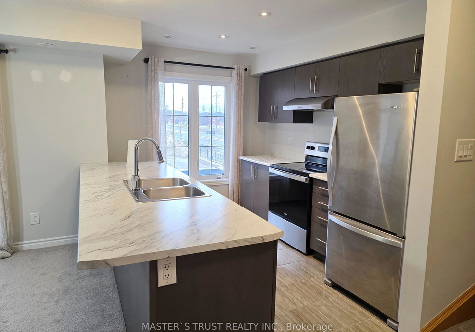 26-mappin-way-s-whitby-ontario-e12874032