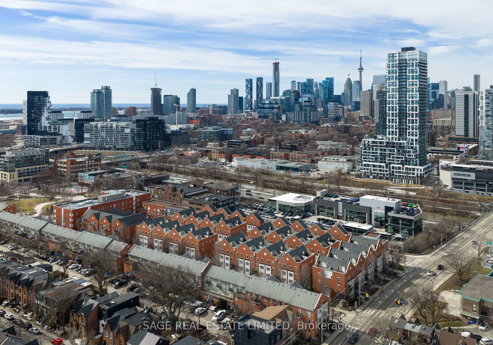 817-dundas-street-e-toronto-ontario-e12874608