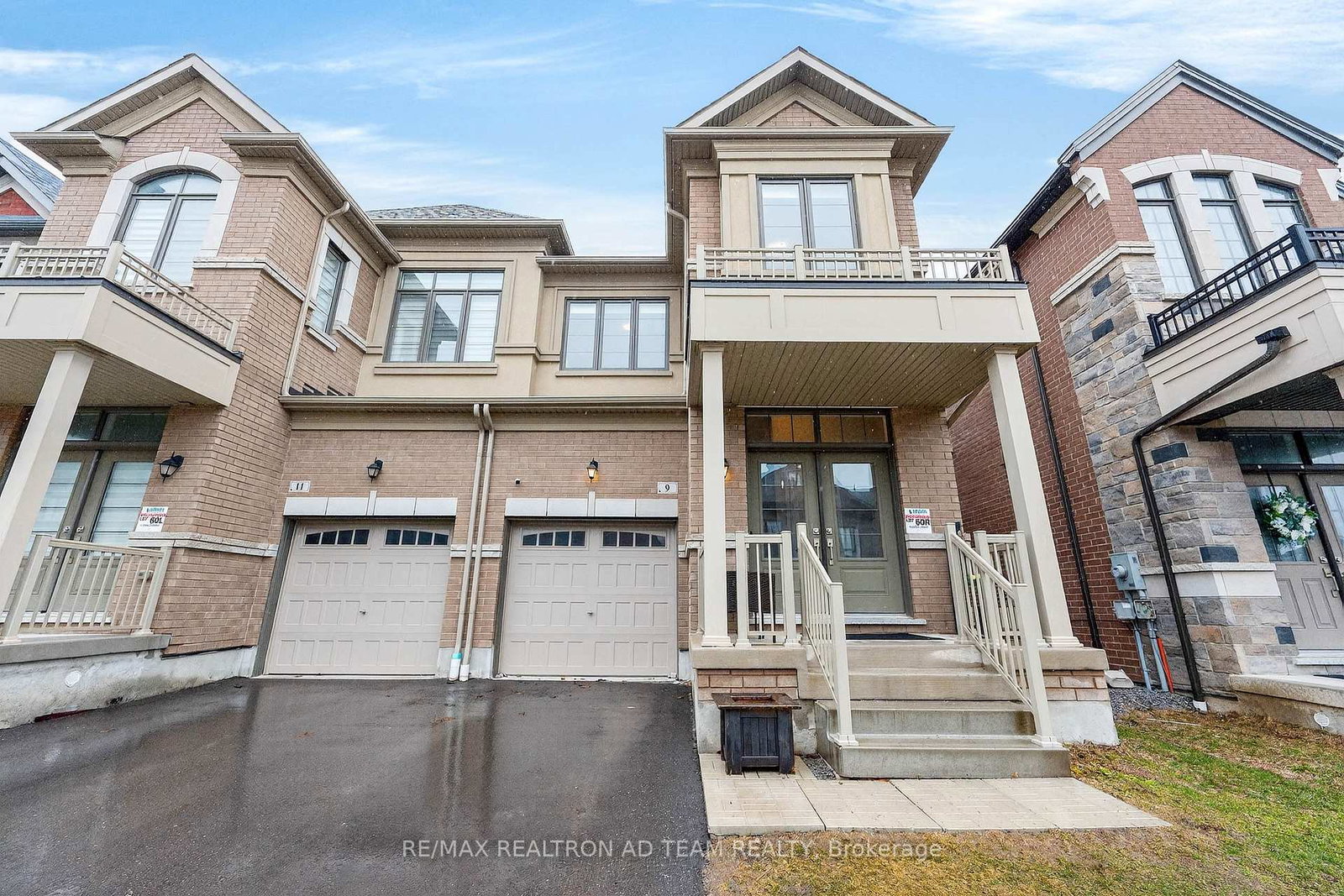 9-oreilly-street-whitby-ontario-e12875782