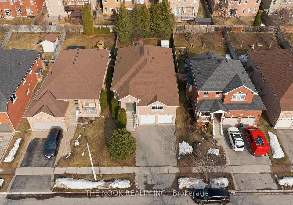 1461-greenvalley-trail-oshawa-ontario-e12876250