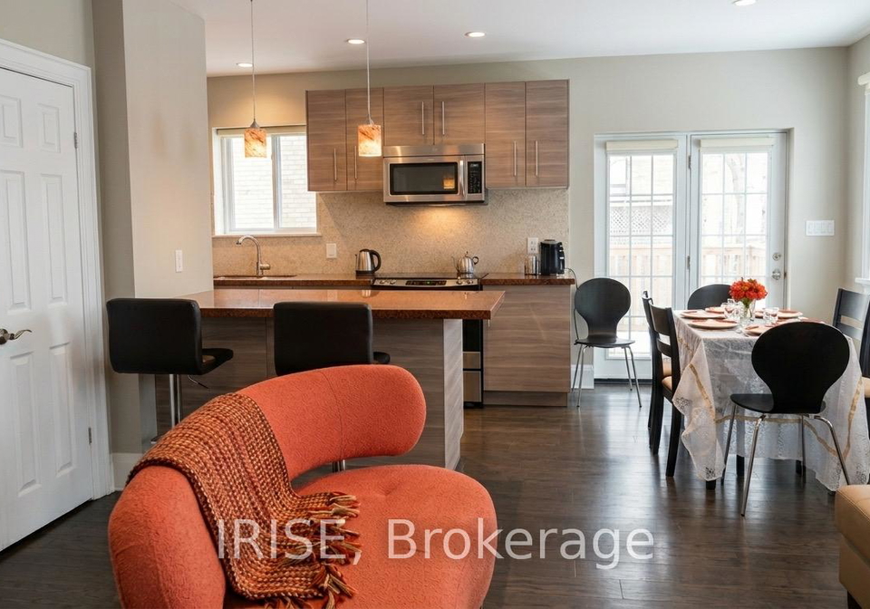 2-selwood-avenue-toronto-ontario-e12876532