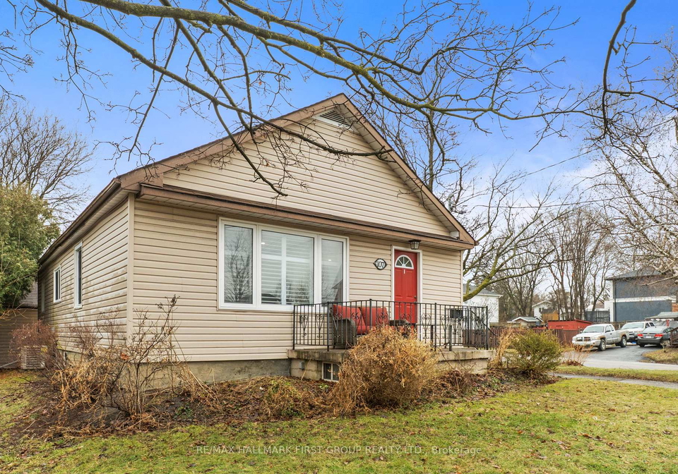 107-maple-street-w-whitby-ontario-e12876656