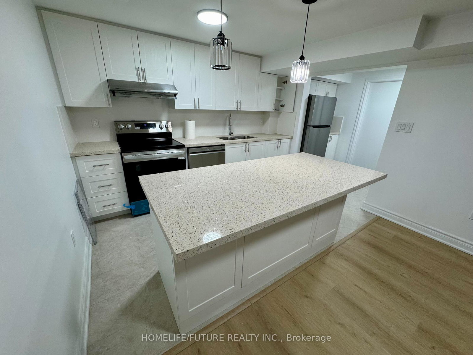 5-delbeatrice-crescent-scarborough-ontario-e12877402