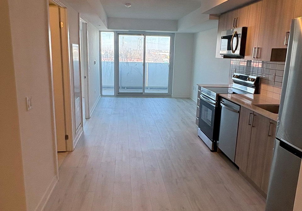 1010-sandy-beach-road-pickering-ontario-e12877618