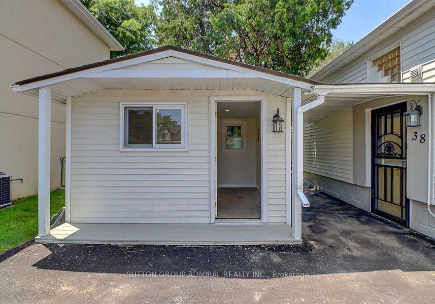 38-fenwood-heights-scarborough-ontario-e12878226