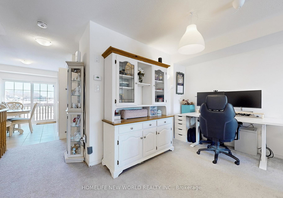 2657-deputy-minister-path-oshawa-ontario-e12878370