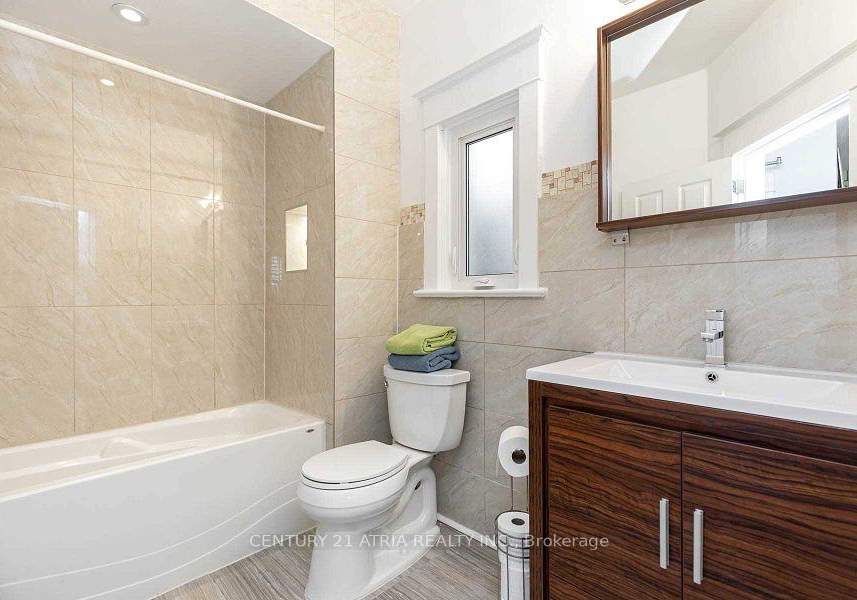 639-mortimer-avenue-east-york-ontario-e12878410